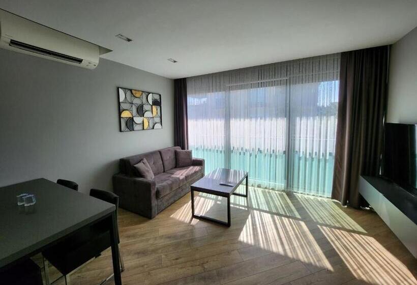 Suite Junior, Zsuites