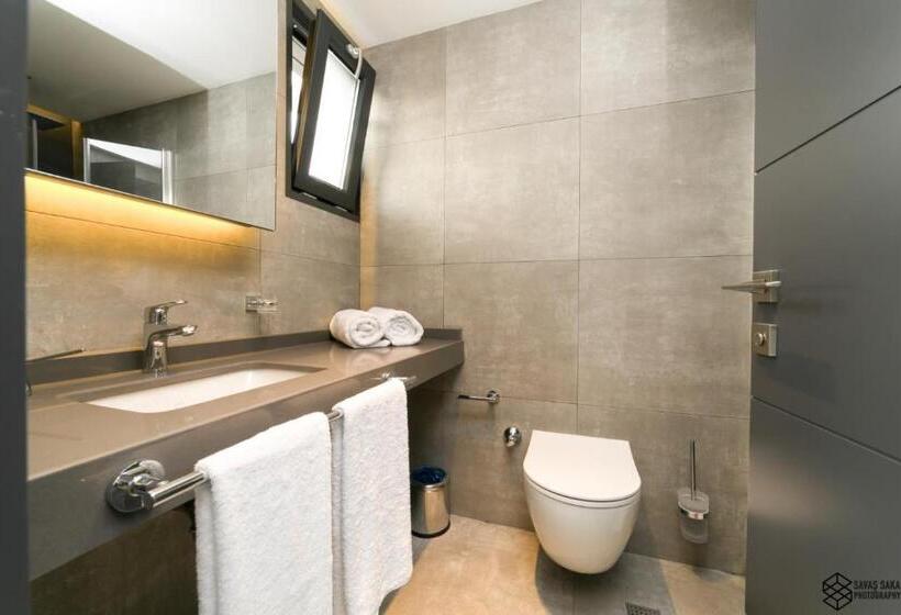 Suite Familiare, Zsuites