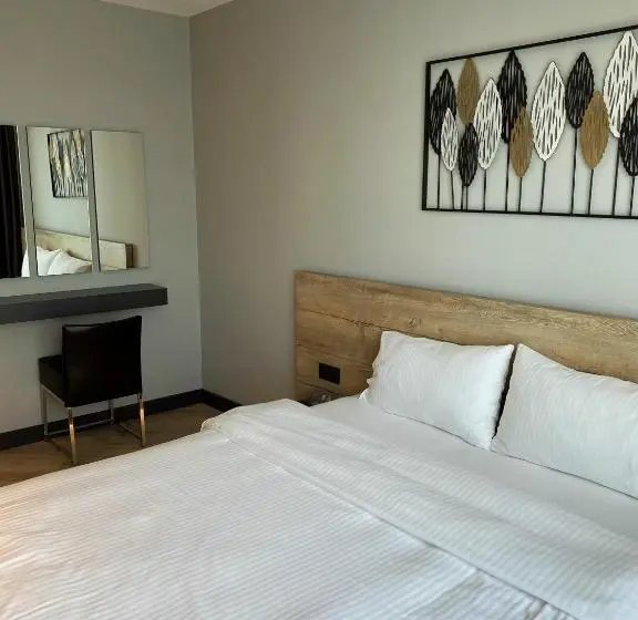 سوییت خانوادگی, Zsuites