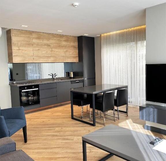 Suite Vista Giardino, Zsuites