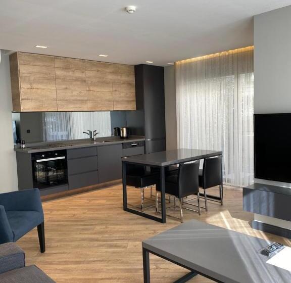 Suite Vista Giardino, Zsuites