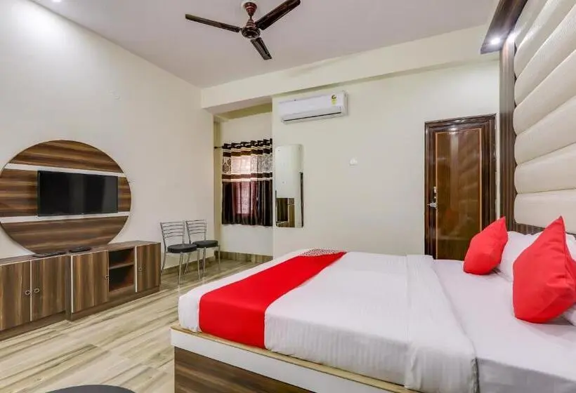 デラックスルーム, Super Hotel O Navya Grand