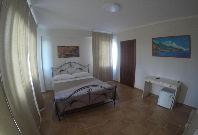 バルコニー付きスタンダードルーム, La Tenuta Del Barone