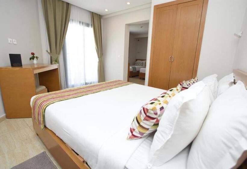 اتاق استاندارد چهار تخته, Downtown Tunis