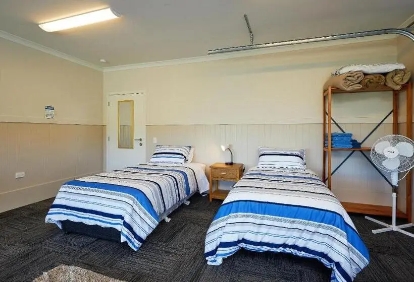 Perhehuone, Kakatu Retreat Bed & Breakfast