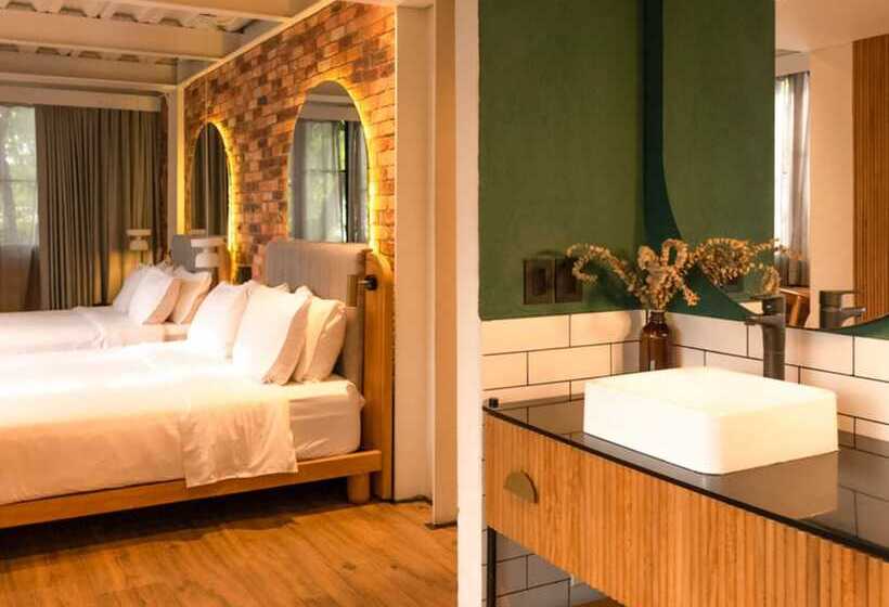 اتاق لوکس, Nomada Hotel Origen