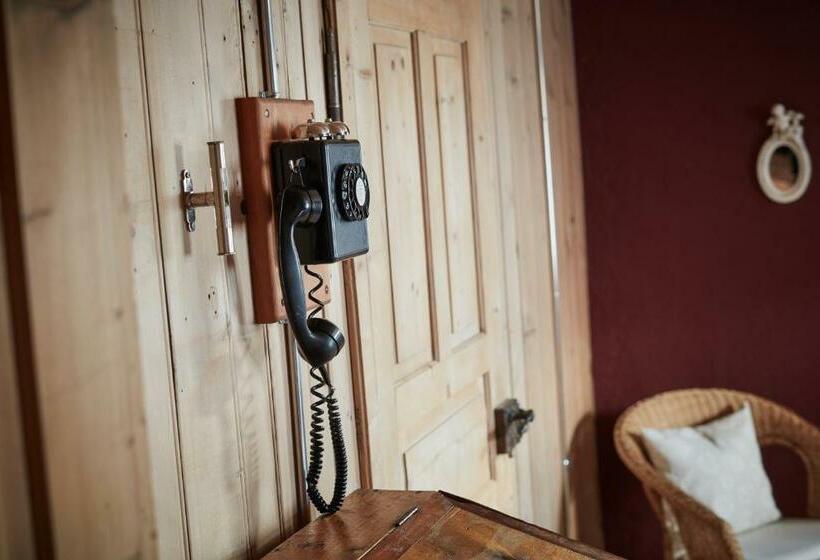 带共用浴室的标准房间, Nostalgie Bed & Breakfast Chrämerhus