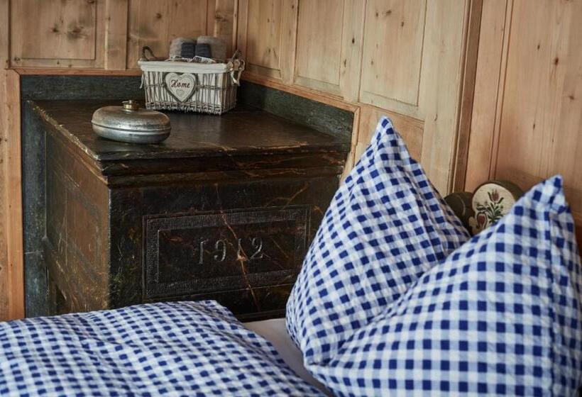 带共用浴室的标准房间, Nostalgie Bed & Breakfast Chrämerhus
