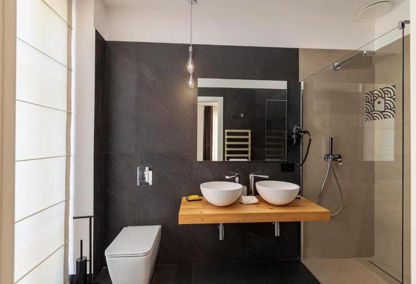 디럭스 룸, Qui Vicino Boutique Rooms And Suites