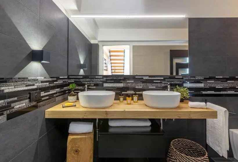 سوییت لوکس, Qui Vicino Boutique Rooms And Suites