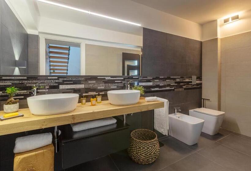 디럭스 스위트, Qui Vicino Boutique Rooms And Suites