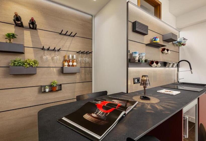 디럭스 스위트, Qui Vicino Boutique Rooms And Suites