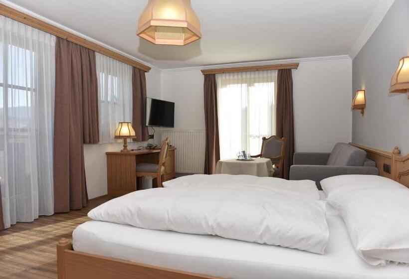 Номер Стандарт с Балконом, Gasthof Hotel Andlwirt