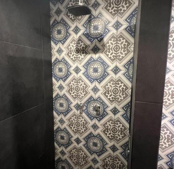 جناح جونيور مزوَّد بتراس, Mayari Holbox