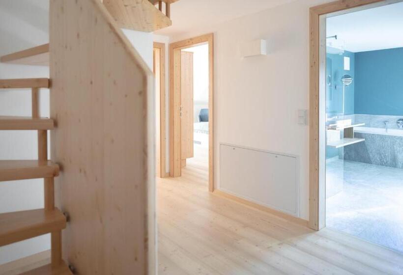 شقة 3 غرف, Neusacherhof