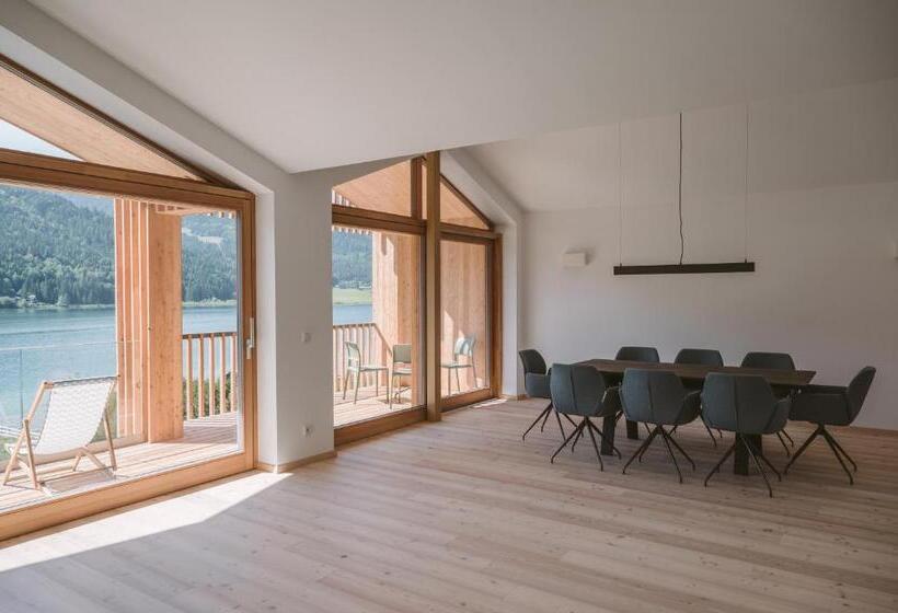 شقة 3 غرف, Neusacherhof