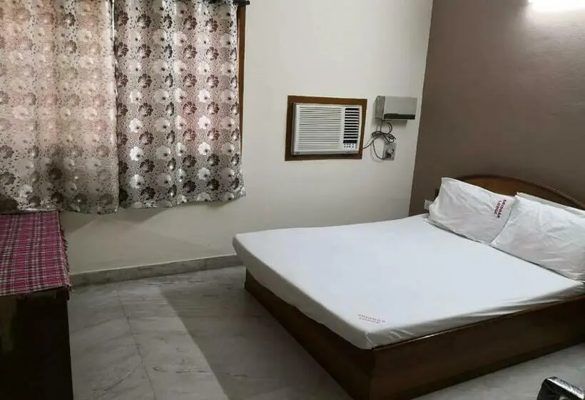 エコノミーシングルルーム, Sridhar Lodge