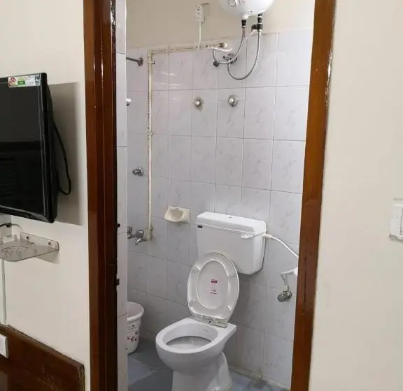 スイート(家族用), Sridhar Lodge