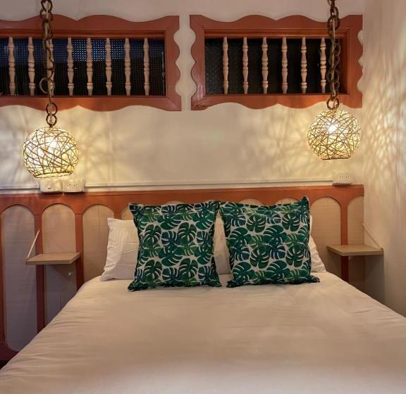디럭스 룸, Mahalo Hostel