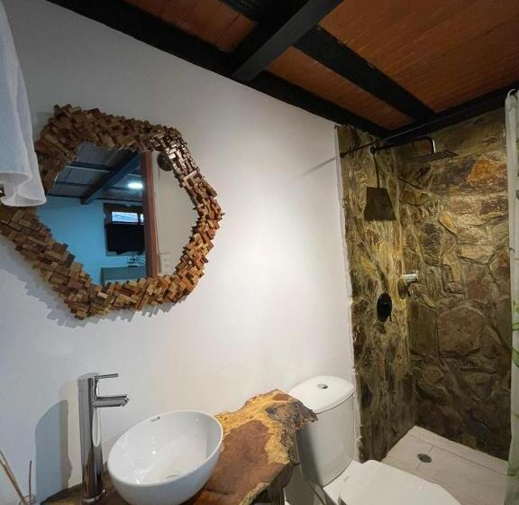 StandaardKamer, Mahalo Hostel