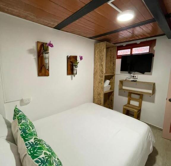 스탠다드 룸, Mahalo Hostel
