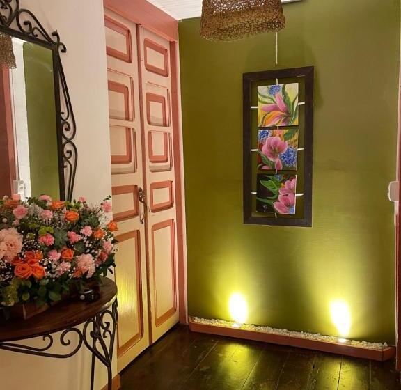 Huis met 1 Slaapkamer, Mahalo Hostel