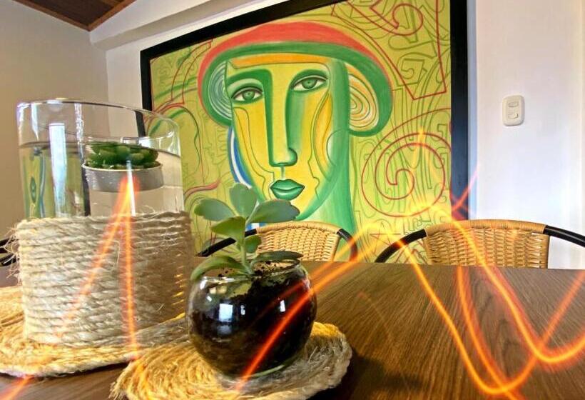 Huis met 1 Slaapkamer, Mahalo Hostel