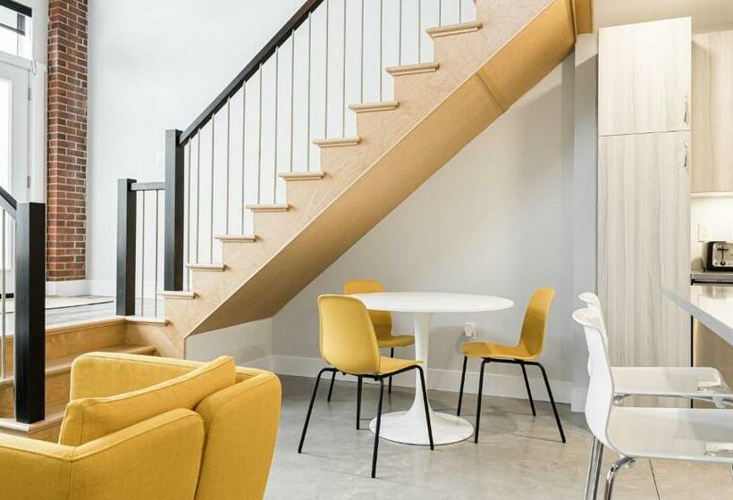 Люкс, Station 1 By Terra Hospitality