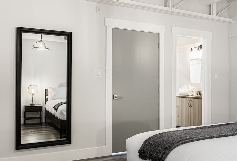 Люкс 3 Спальни, Station 1 By Terra Hospitality