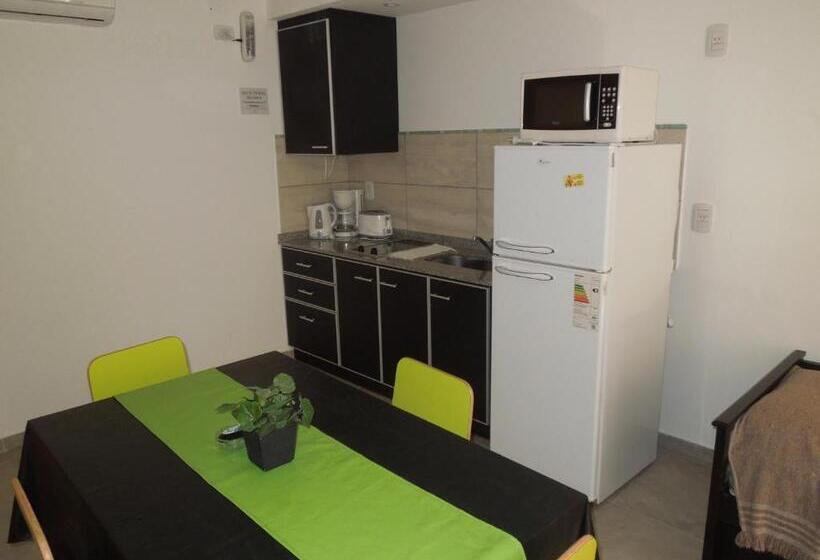 شقة غرفة واحدة, 5 Soles Chajari