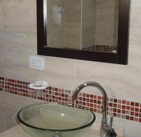 شقة غرفة واحدة, 5 Soles Chajari