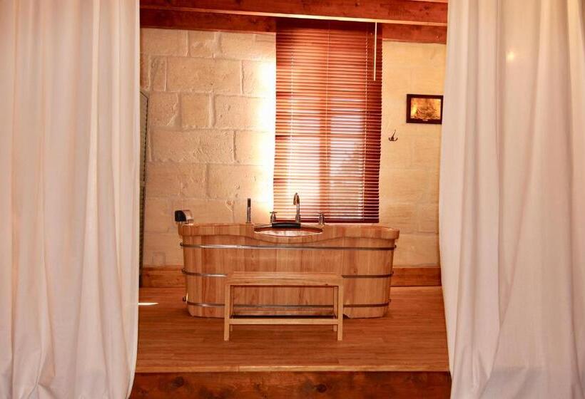 Люкс Дюплекс, Domaine L Amourette