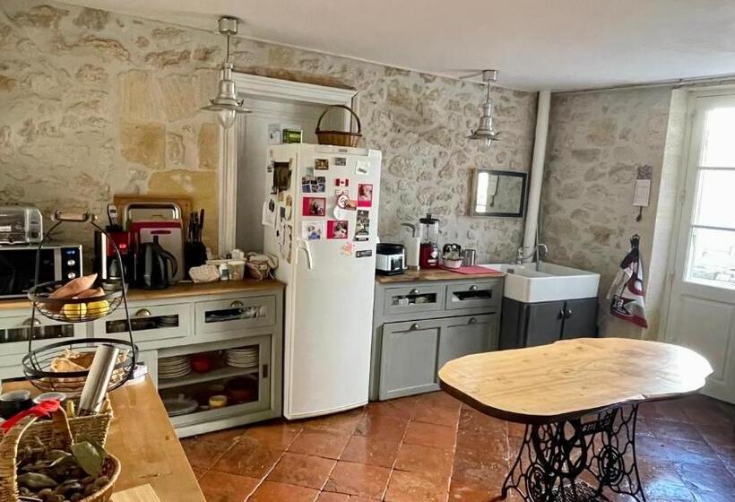 4间卧室的房子, Domaine L Amourette