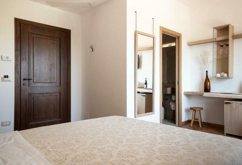 غرفة قياسية مطلة على الجبل, Agriturismo Emidio Pepe