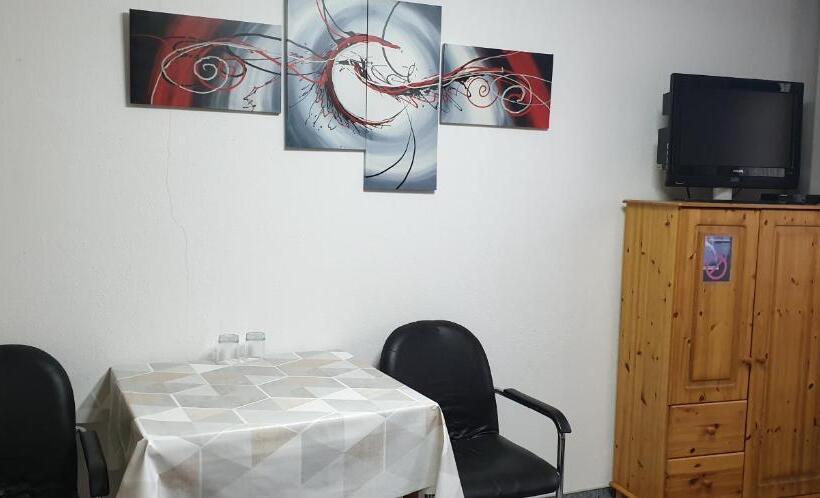 Номер Стандарт, Pension Garni Zur Schamper Mühle