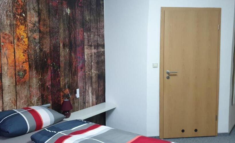 Номер Стандарт, Pension Garni Zur Schamper Mühle