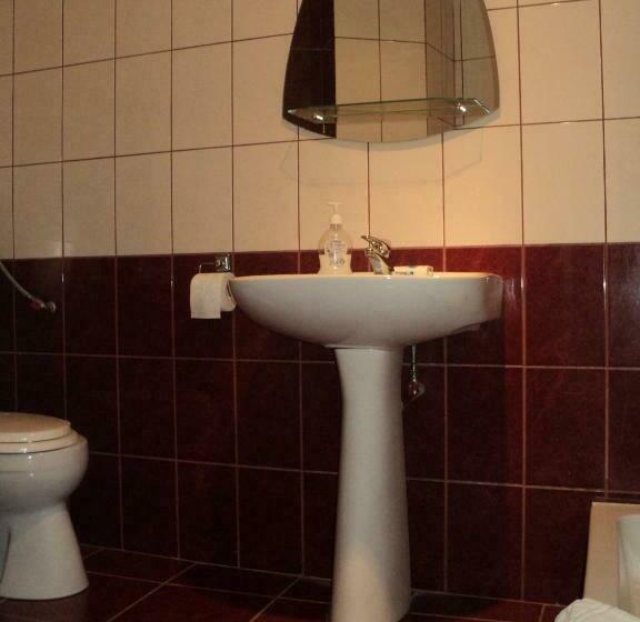 패밀리 룸, Pensiunea Irina