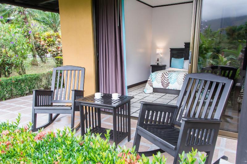 Полулюкс, Arenal Manoa Resort & Hot Springs