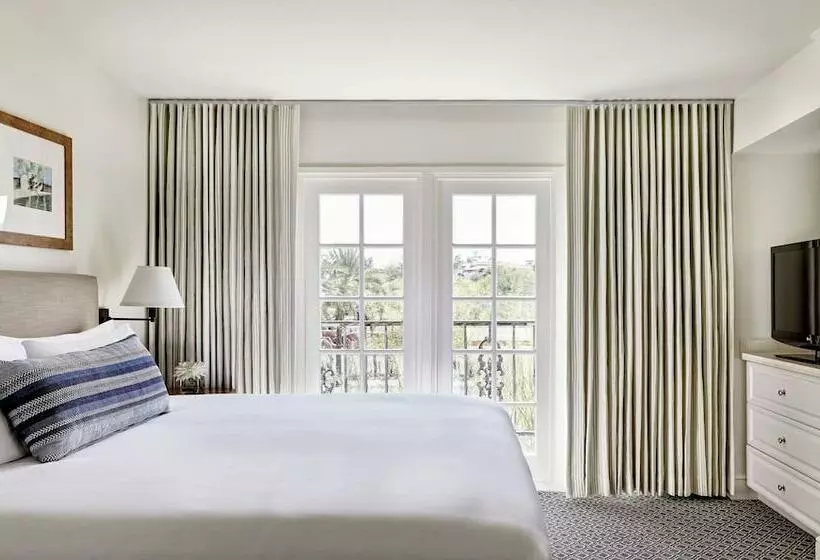 デラックススイート, Arizona Grand Resort