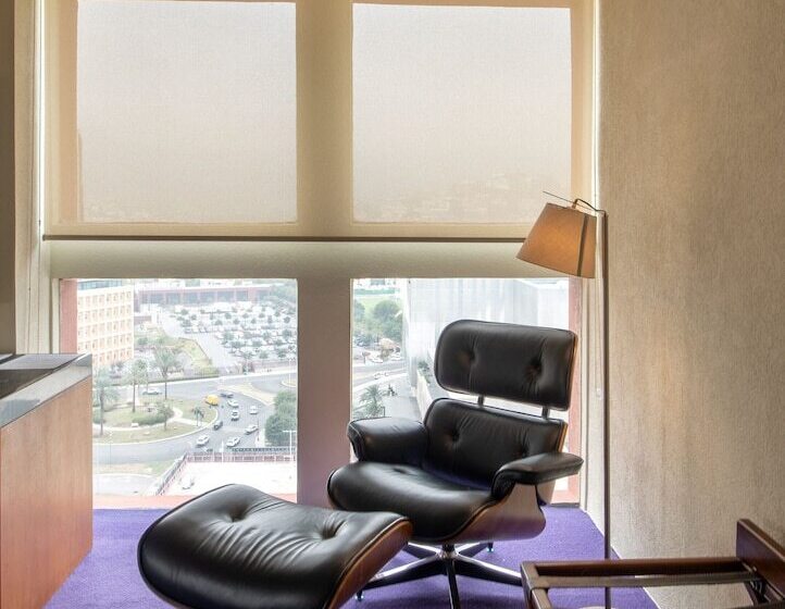 Номер Deluxe, Camino Real Monterrey