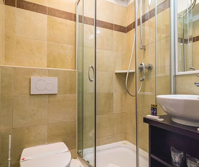 اتاق استاندارد, Casino & Hotel Admiral Ptuj