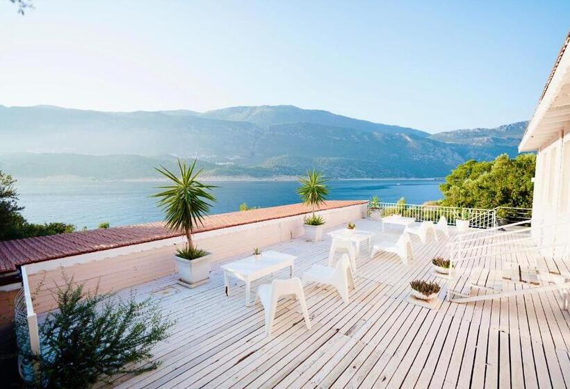 스탠다드 방갈로, Club çapa