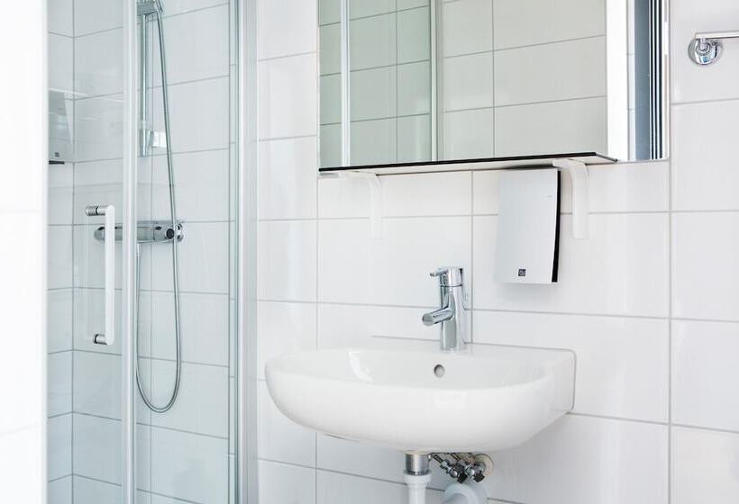 Номер Стандарт, Comfort Hotel Göteborg