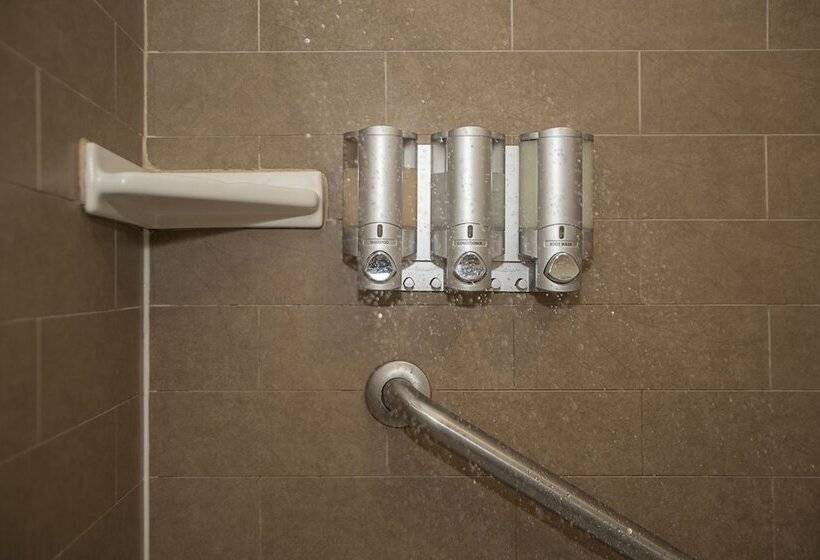 غرفة ديلوكس, Cova