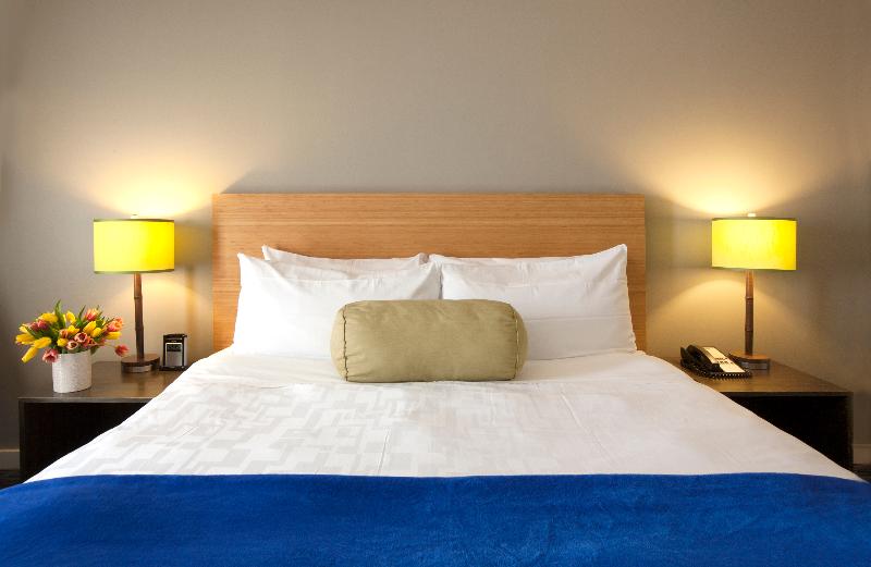 غرفة ديلوكس, Cova