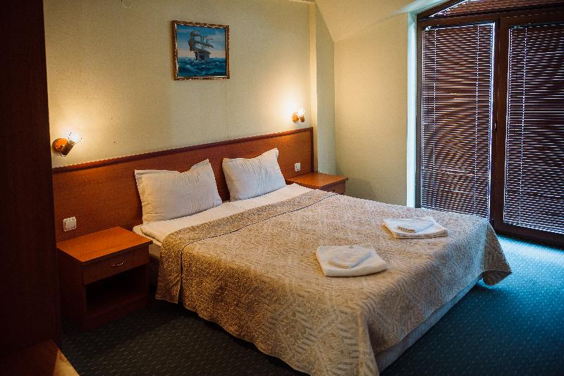 استودیوی استاندارد, Dionis