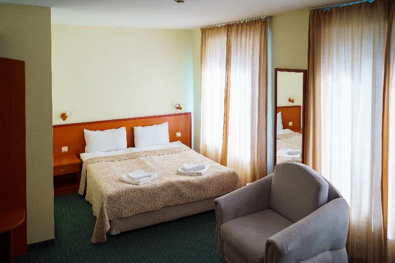 اتاق استاندارد, Dionis