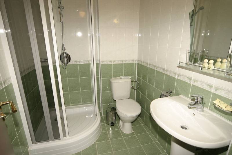 اتاق لوکس, Dionis