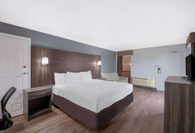 Chambre Standard Lit King Size, Econo Lodge Near The Domain   The Arboretum