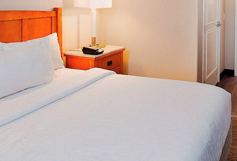 חדר סטנדרט מיטה זוגית, Hilton Garden Inn San Luis Obispo/pismo Beach